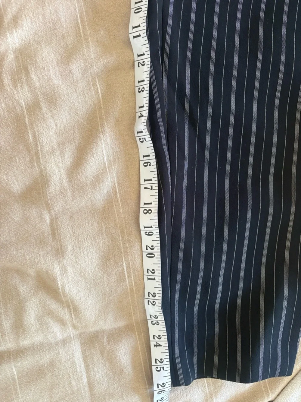 Wilfred Aritzia tie front jallade pant size 6 black white pinstripe trousers - Picture 9 of 10